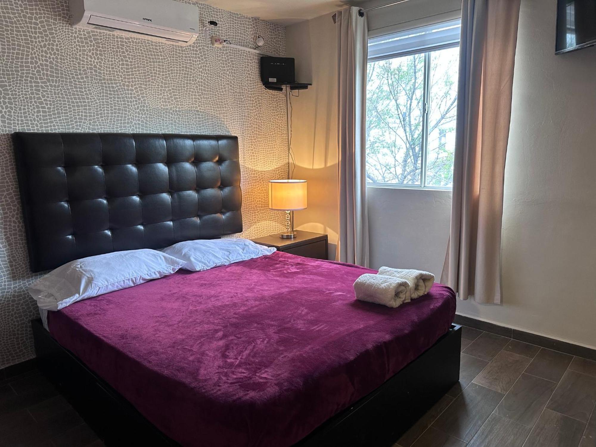 Suites Apodaca מראה חיצוני תמונה
