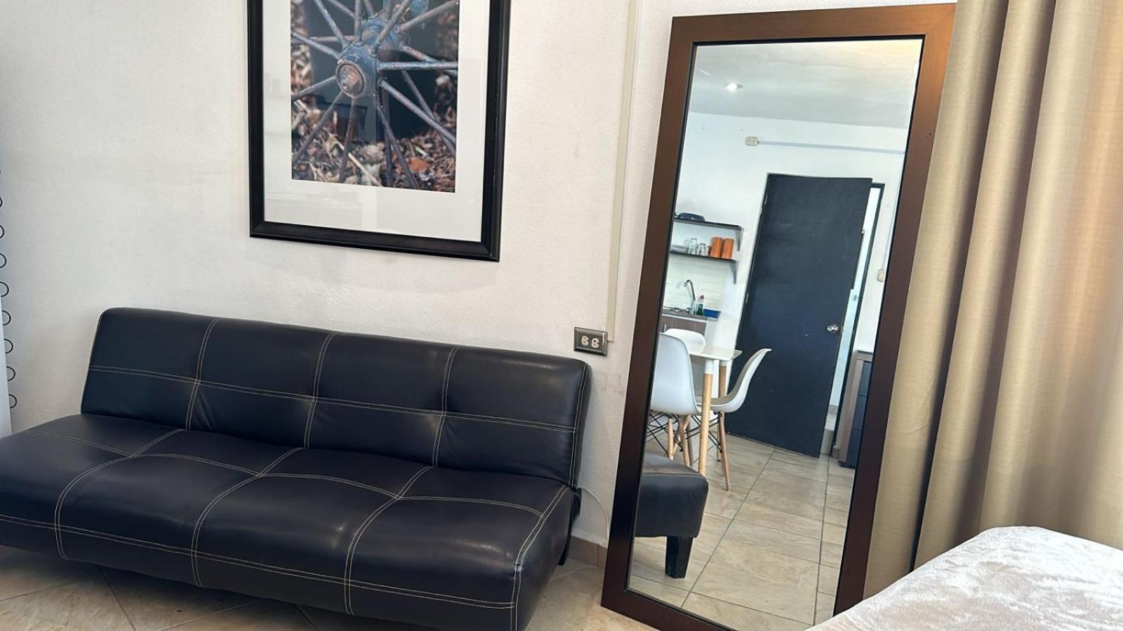 Suites Apodaca מראה חיצוני תמונה