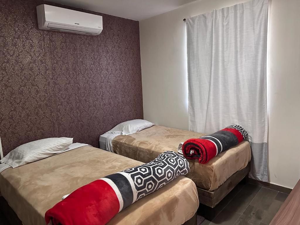 Suites Apodaca מראה חיצוני תמונה
